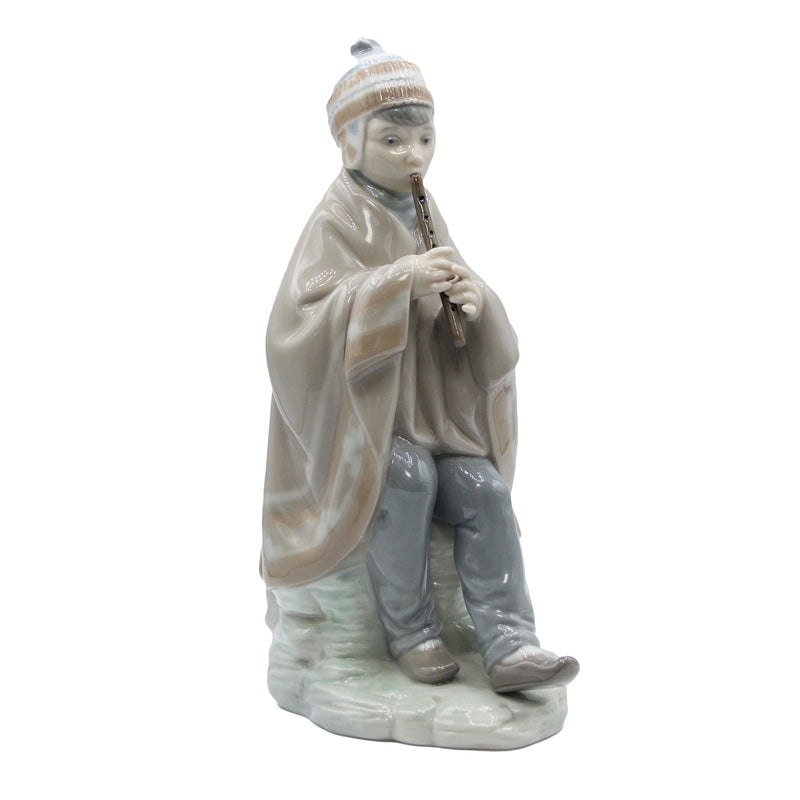 Nao by Lladró Figurine: 118 Little Shepard of the Andes