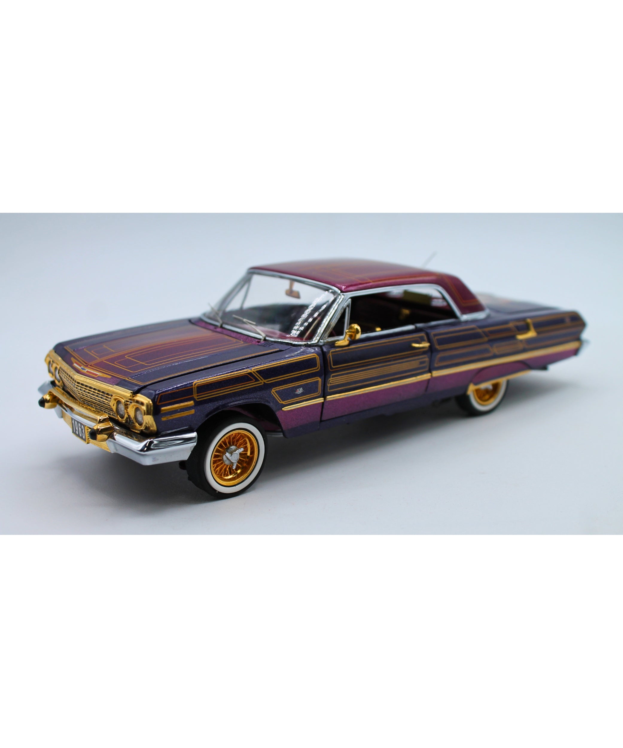 Franklin Mint 1:24 1963 Purple Dragon Chevrolet Impala