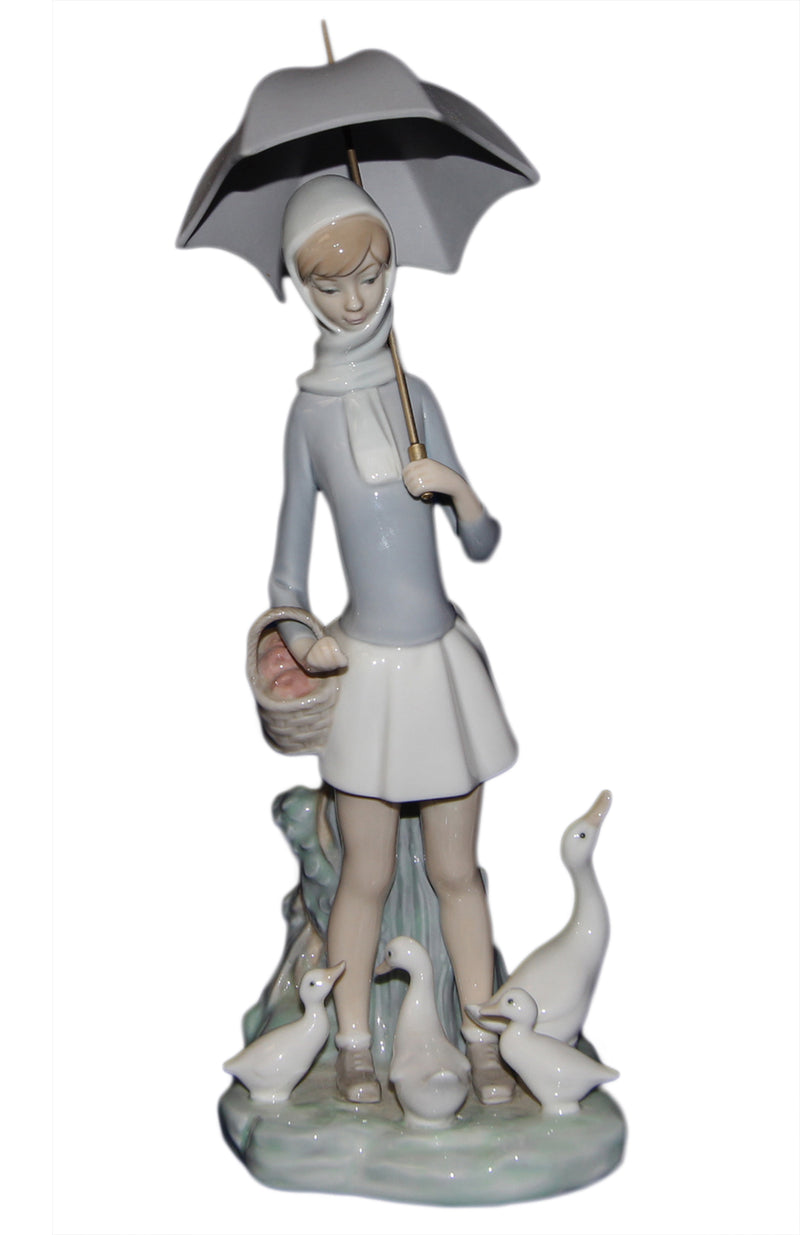 Lladró Figurine: 4510 Girl with Umbrella & Geese