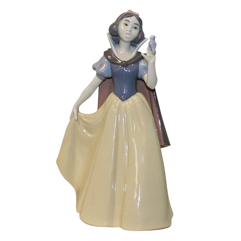 Lladró Figurine: 7555 Snow White