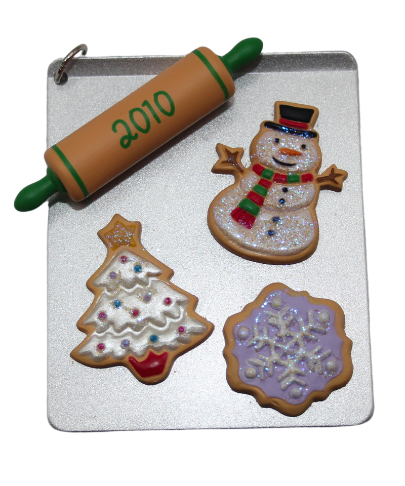 Hallmark Ornament: 2010 Season's Treatings | AD4422 | VIP Gift