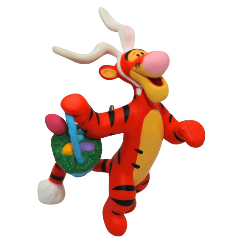 Hallmark Ornament: 1999 Tiggerific Easter Delivery | QEO8359 | Winnie the Pooh