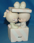 Precious Moments: 101702 Our First Christmas Together | Musical