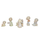 Precious Moments Figurine 111898, Simple Pleasures Make Holiday Treasures, Limited