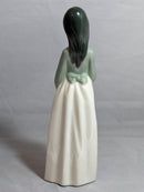 Lladró Figurine: Nao 1119 Becky