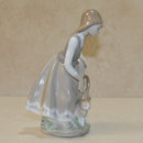 Lladró Figurine: 1187 Girl with Cat