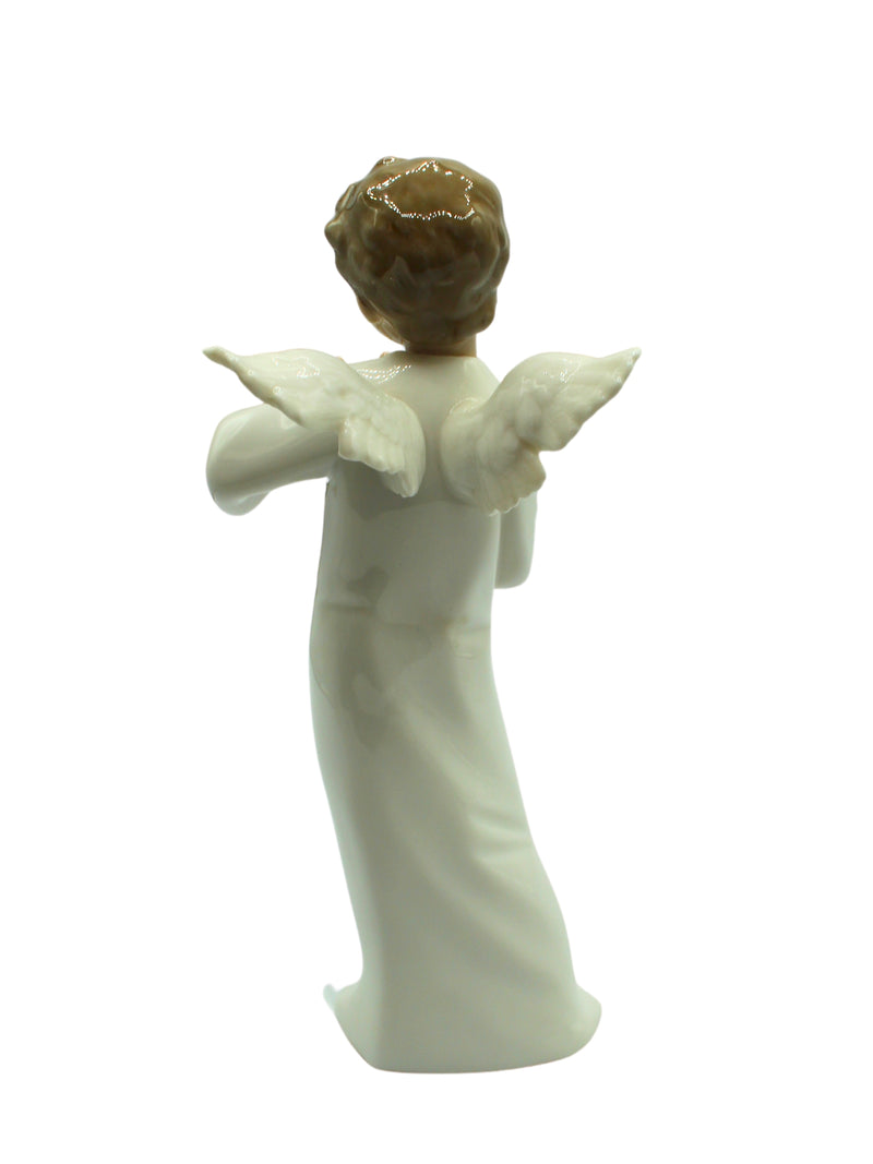 Nao by Lladró Figurine: 1260 Ceremony Angel