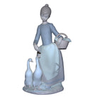 Lladró Figurine: 1306 On the Farm