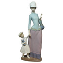 Lladró Figurine: 1353 Lady with Girl