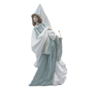 Nao by Lladró Figurine: 1364 Enchanted Dreams