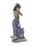 Lladró Figurine: 1480 Aroma of the Islands