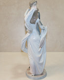 Lladró Figurine: 1528 I love you Truly