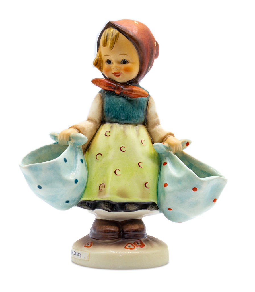 Hummel Figurine: Mother's Darling - 175