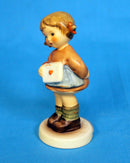 Hummel Figurine: Messages of Love - 2050/A