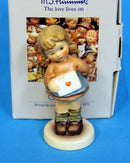 Hummel Figurine: Messages of Love - 2050/A