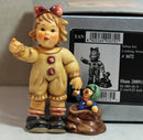 Hummel Figurine: Looking Around - 2089/A