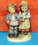 Hummel Figurine: Birthday Serenade - 218/2/0
