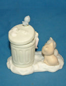 Precious Moments: 272914 Sugar Town - Garbage Can