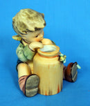 Hummel Figurine: Honey Lover - 312