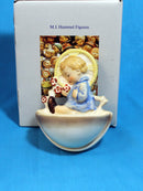 Hummel Figurine: Child With Flowers - Water Font - 36/0