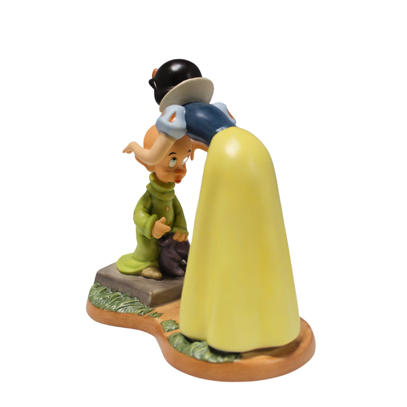 WDCC Snow White - A Sweet Send-off | 4006685 | Disney