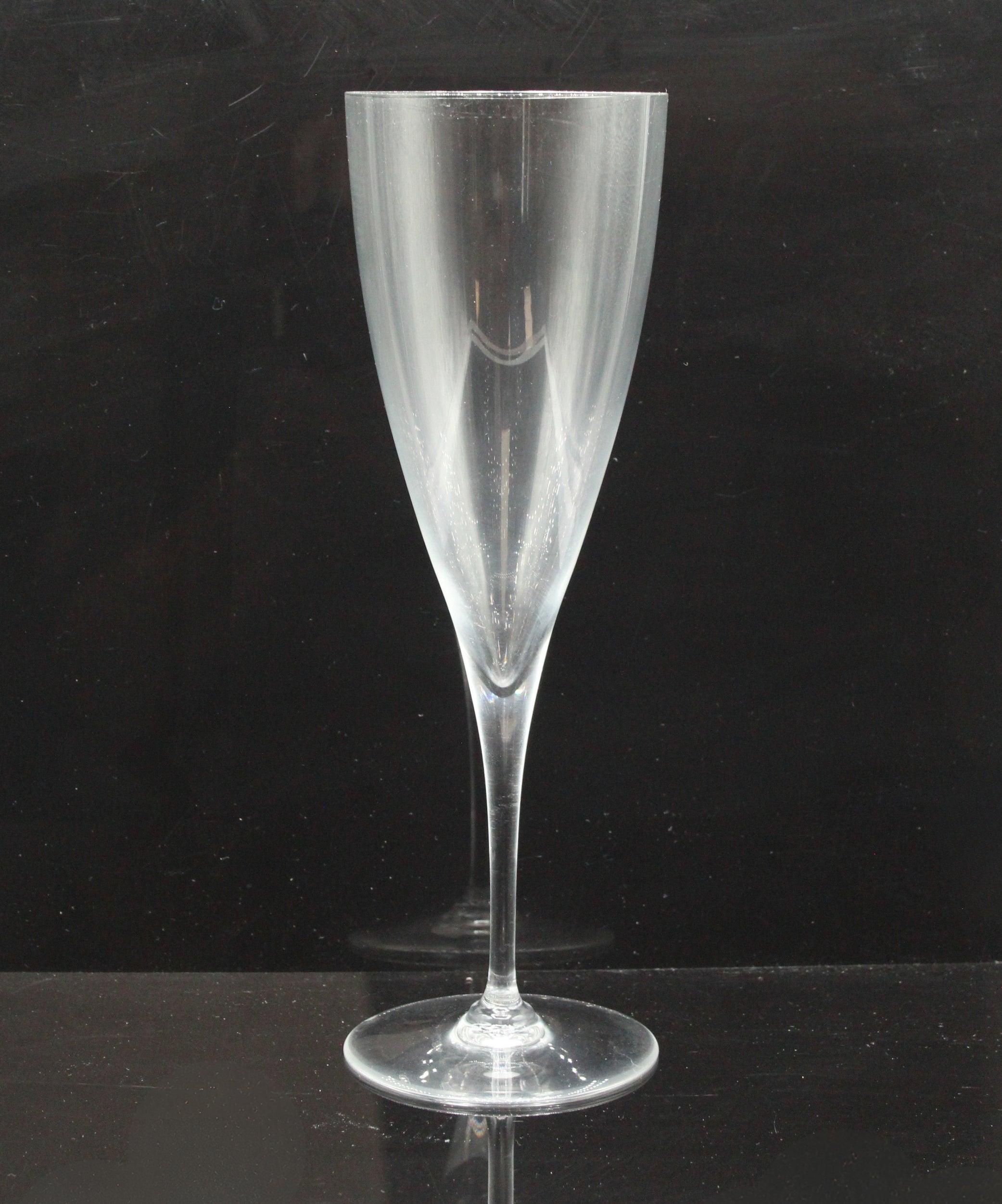 Baccarat Stemware: Dom Perignon Water Goblet, 8.9"