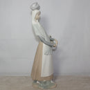 Lladró Figurine: 4502 Marketing Day - Girl