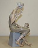 Lladró Figurine: 4605 Magic