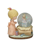 Precious Moments Figurine 465364, Girl with Gift Mini Waterball