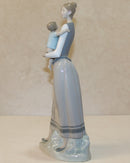 Lladró Figurine: 4701 Mother and Child