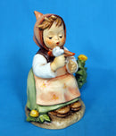 Hummel Figurine: Make a Wish - 475