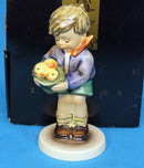 Hummel Figurine: Gift from a Friend - 485