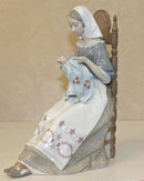 Lladró Figurine: 4865 Embroiderer