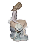 Lladró Figurine: 4918 At the Seaside