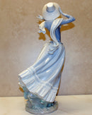 Lladró Figurine: 4936 Spring Breeze