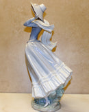 Lladró Figurine: 4936 Spring Breeze