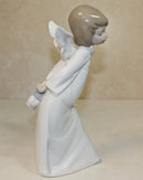 Lladró Figurine: 4960 Cherub Smiling