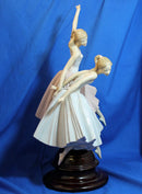 Lladró: 5035 Act II With Base