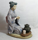 Lladró Figurine: 5122 August Moon