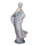 Lladró Figurine: 5171 Madonna with Flowers