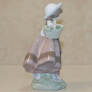 Lladró Figurine: 5221 Sweet Scent