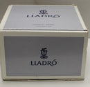 Lladró Figurine: 5221 Sweet Scent