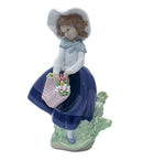 Lladró Figurine: 5222 Pretty Pickings