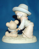 Precious Moments: 532037 I Can't Bear to Let You Go