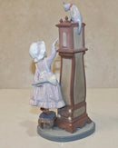 Lladró Figurine: 5347 Bedtime
