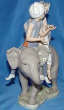 Lladró Figurine: 5352 Hindu Children