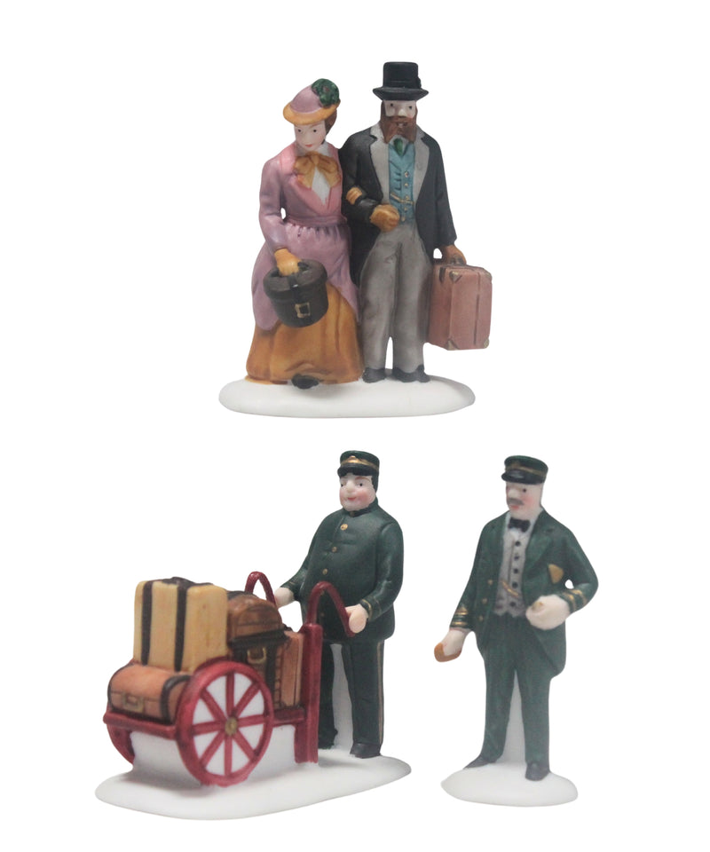 Department 56: 55719 Holiday Travelers - Set of 3