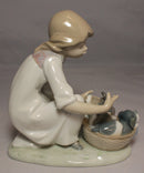 Lladró Figurine: 5595 Joy in a Basket