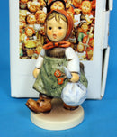 Hummel Figurine: Grandma's Girl - 561