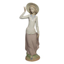 Lladró Figurine: 5682 Brezzy Afternoon